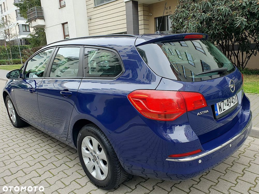 Opel Astra - 4