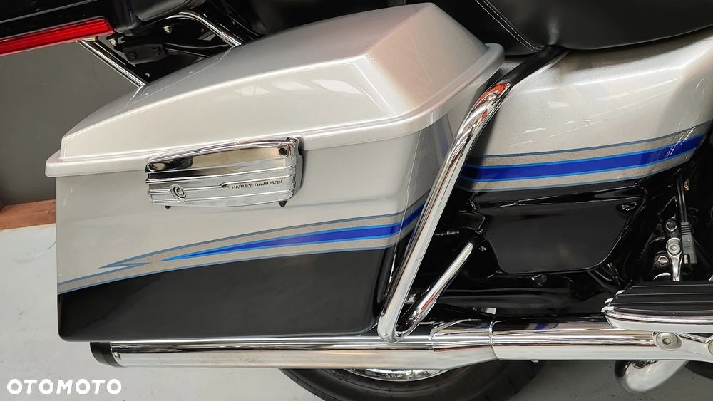 Harley-Davidson Touring Ultra Limited - 38