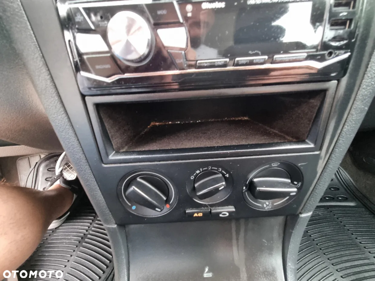 Skoda Octavia 1.6 Elegance - 18