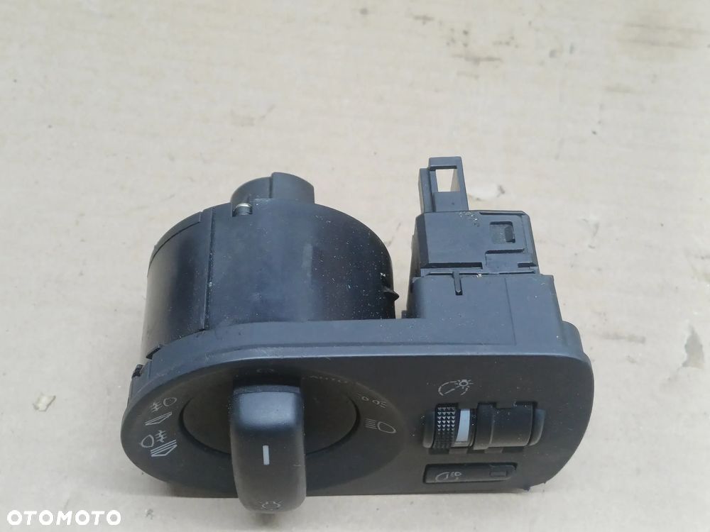 Włącznik Swiateł Audi A3 8P Xenon Europa 8P1941531T  8P1919093 - 8