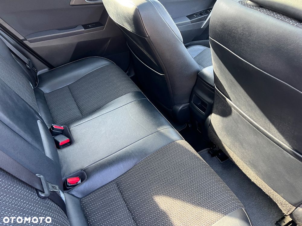 Toyota Auris 1.8 HSD Prestige NAVI - 13