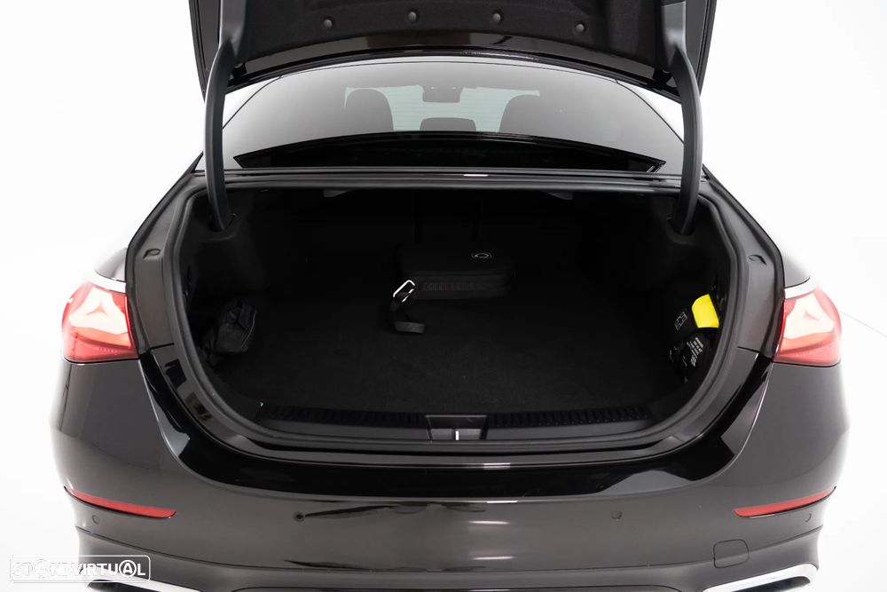 Mercedes-Benz E 300 - 14