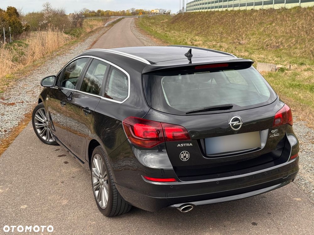 Opel Astra 2.0 CDTI DPF ecoFLEX SportsTourer Start/Stop Innovation - 3