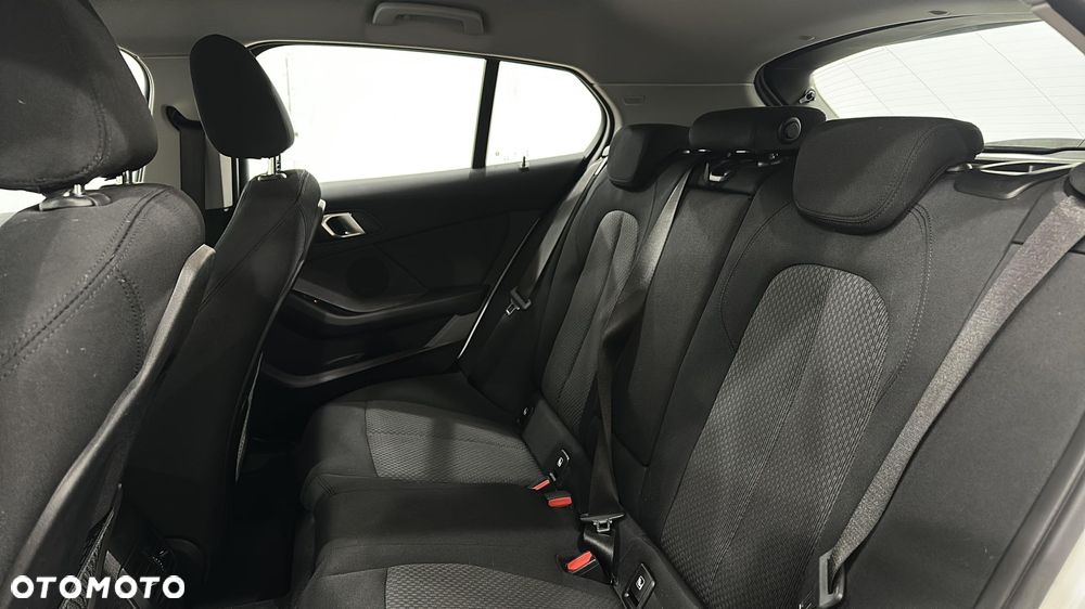 BMW Seria 1 118d Advantage - 13