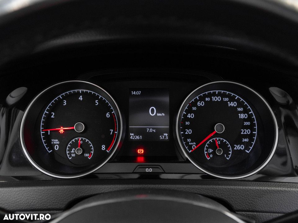 Volkswagen Golf 1.5 TSI Highline - 9