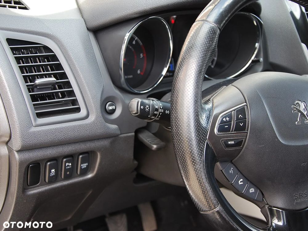 Peugeot 4008 - 25