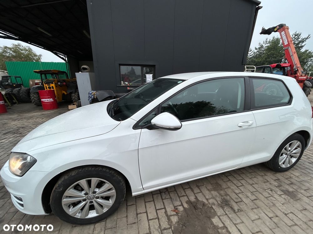 Volkswagen Golf 1.6 TDI DPF BlueMotion - 3
