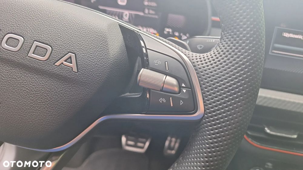 Skoda Kamiq 1.5 TSI Monte Carlo DSG - 35