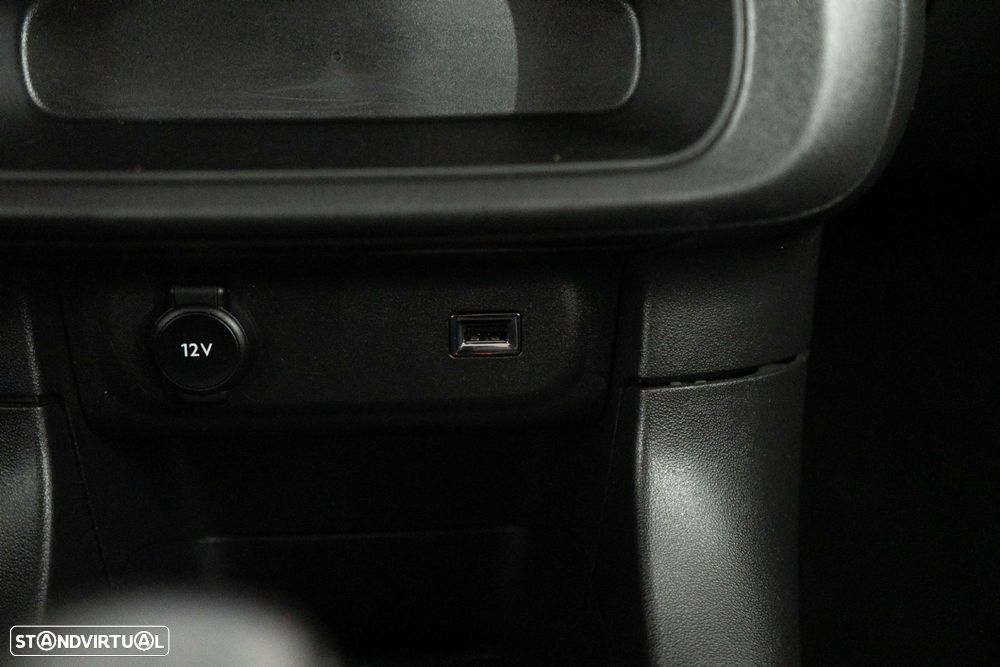 Citroën C3 1.2 PureTech Feel - 23