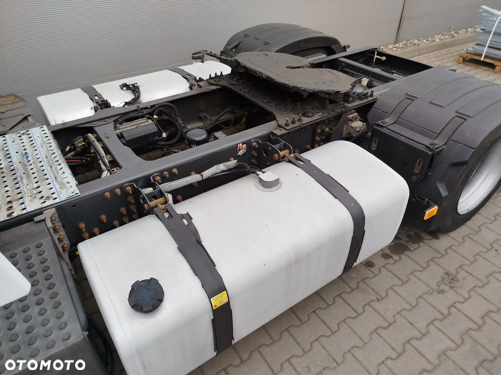 Renault T460 X-LOW / MEGA (LOW DECK) - 16