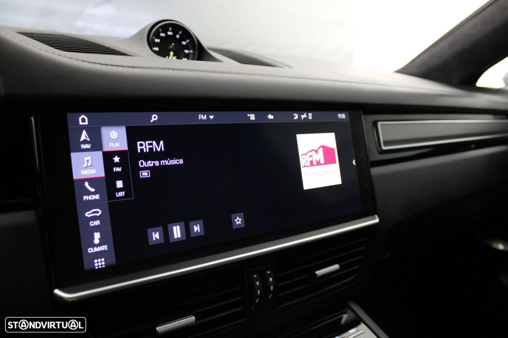 Porsche Cayenne Coupé Turbo S E-Hybrid - 19