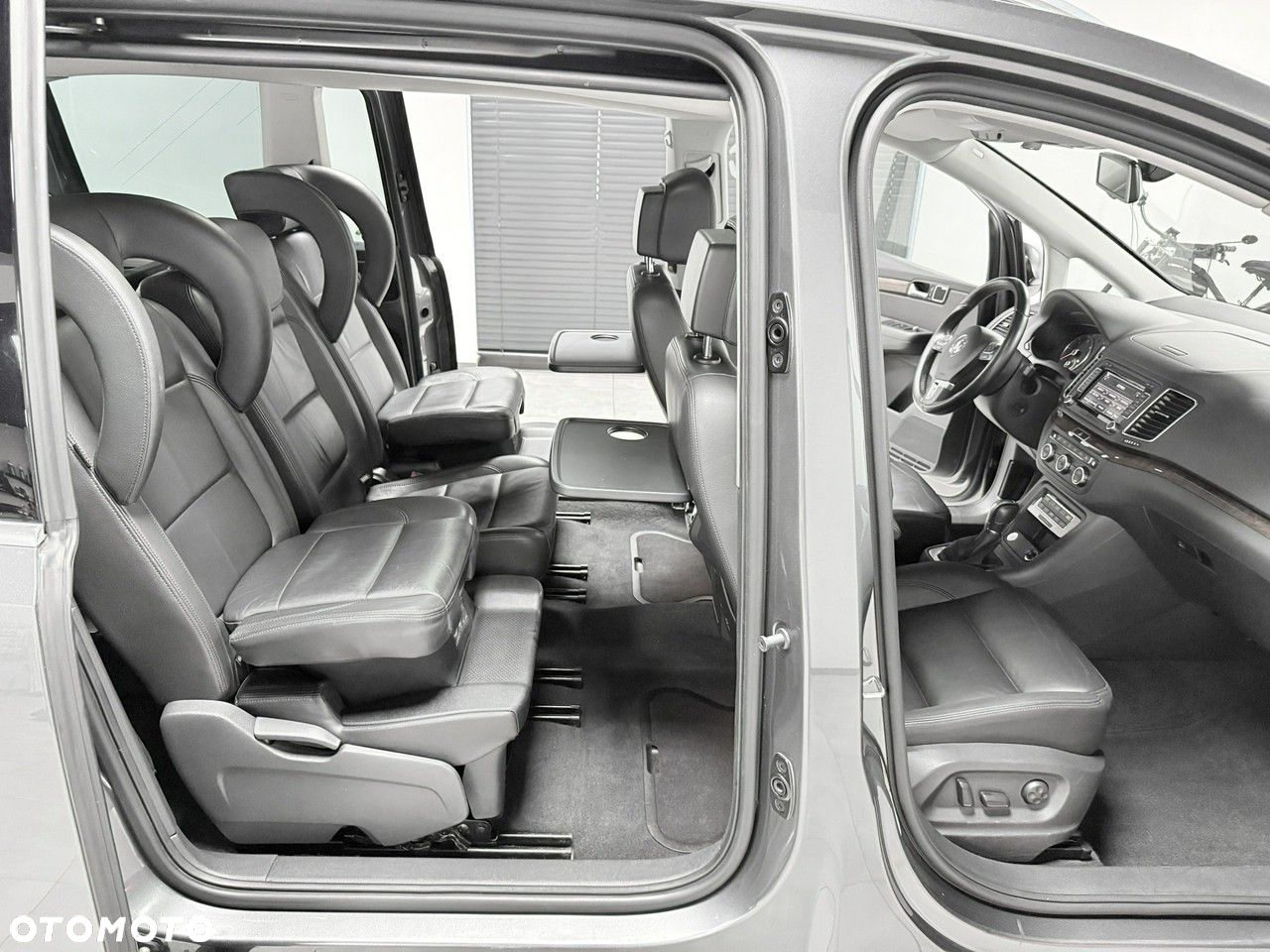 Volkswagen Sharan 2.0 TDI DSG BlueMotion Technology Highline - 22