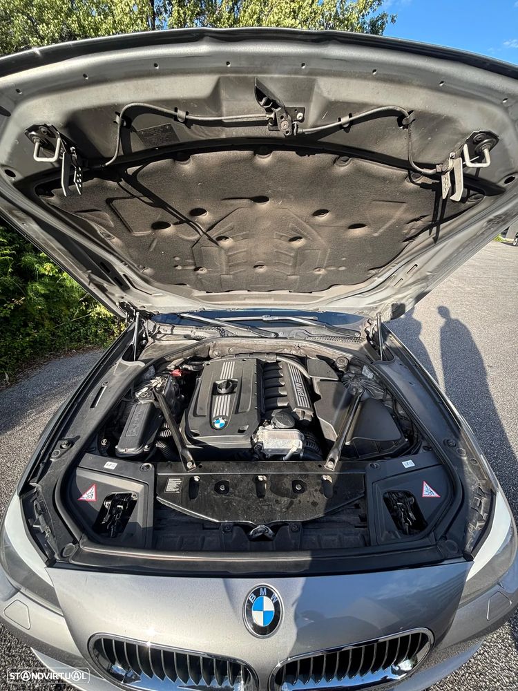 BMW 530 iA Executive - 12