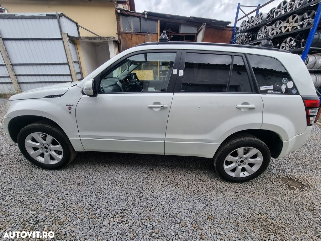 Bara spate Suzuki Grand Vitara 2006 - 2012 SUV 4 Usi Alb (1263) - 3