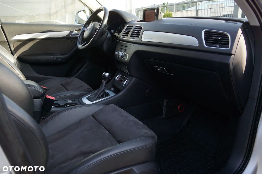 Audi Q3 2.0 TDI Quattro S tronic - 29