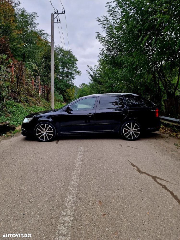 Skoda Octavia Combi 2.0 TDI CR DPF RS - 6