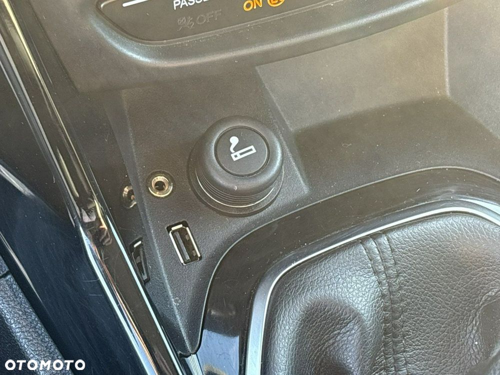 Ford B-MAX 1.0 EcoBoost Titanium - 34