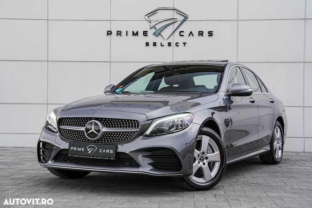 Mercedes-Benz C 300 e 4MATIC 9G-TRONIC AMG Line - 2