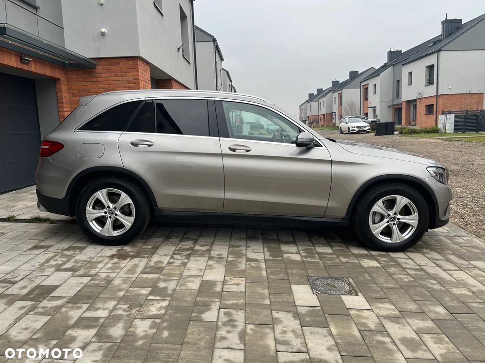 Mercedes-Benz GLC 250 4Matic 9G-TRONIC - 5