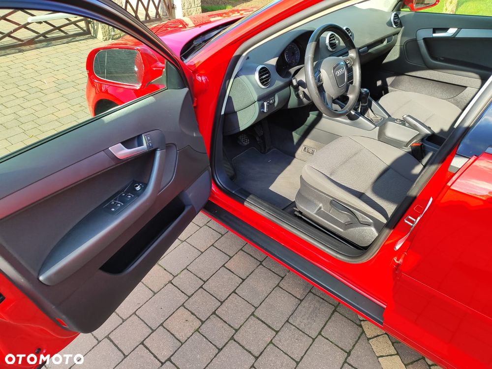 Audi A3 Sportback - 14