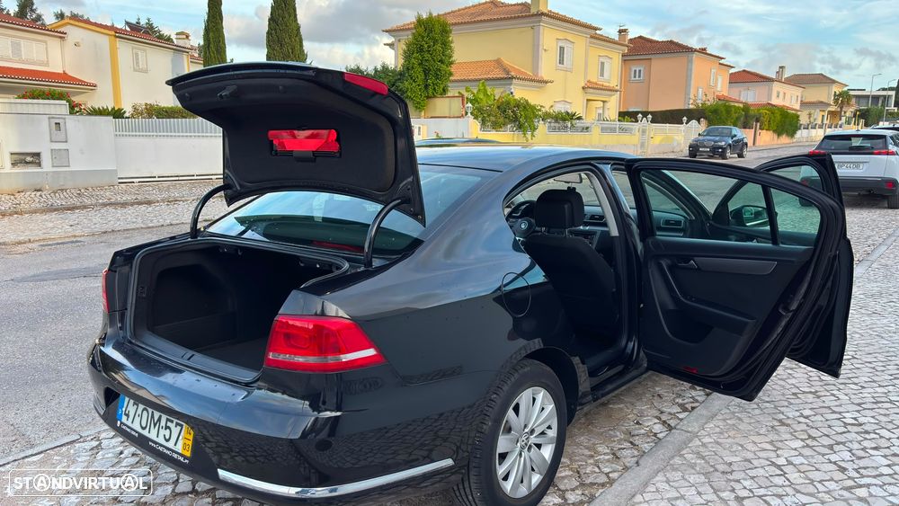 VW Passat 1.6 TDI BlueMotion - 4