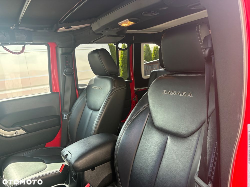 Jeep Wrangler 3.6 Unlim Sahara - 13