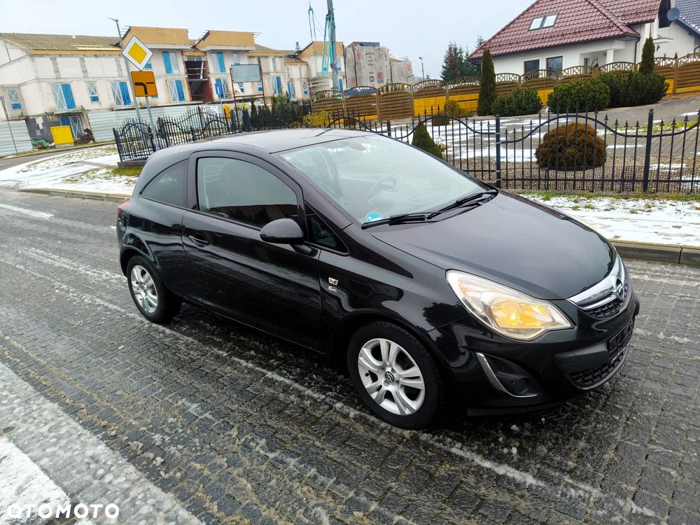 Opel Corsa 1.4 16V Edition 111 Jahre - 11