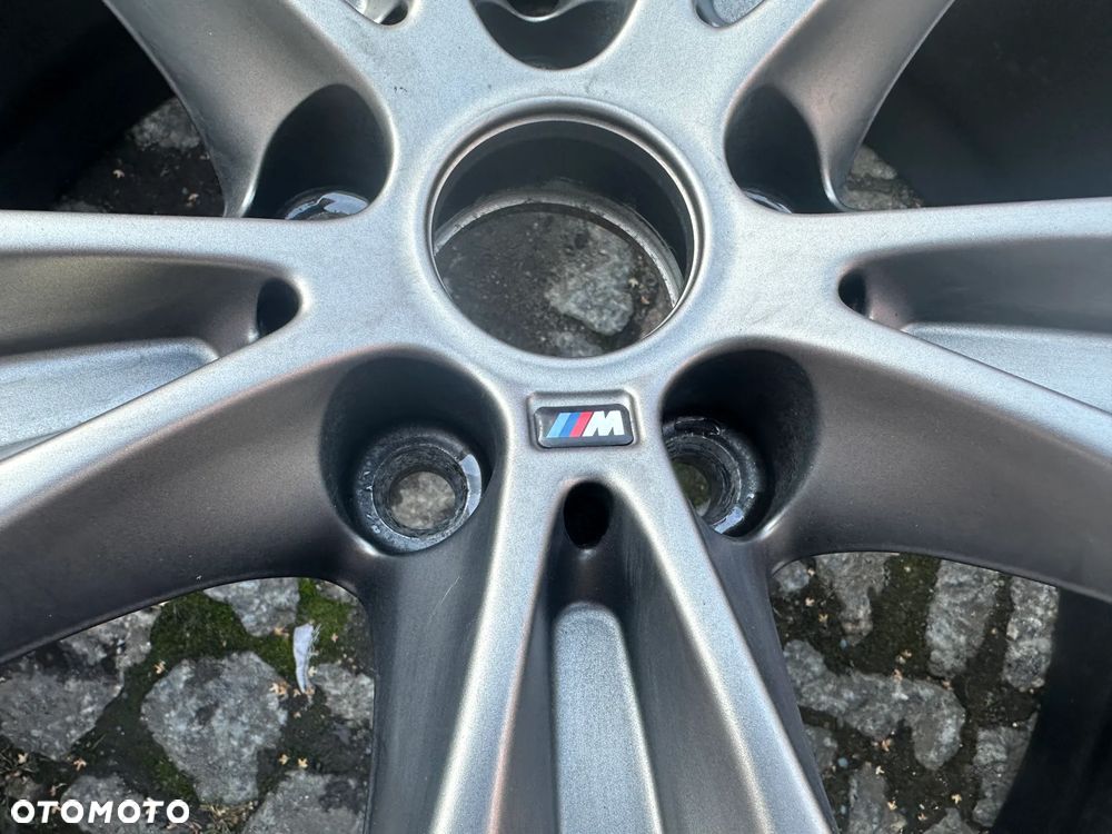 Felga BMW 20 Seria 5 G30 G31 M668 7855087 8J IS 30 5x112 - 4