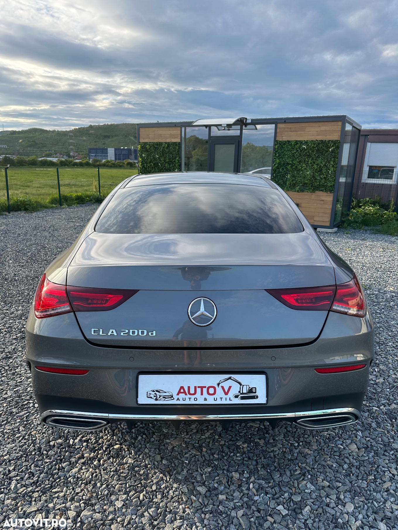 Mercedes-Benz CLA 200 d Coupe Aut. - 9
