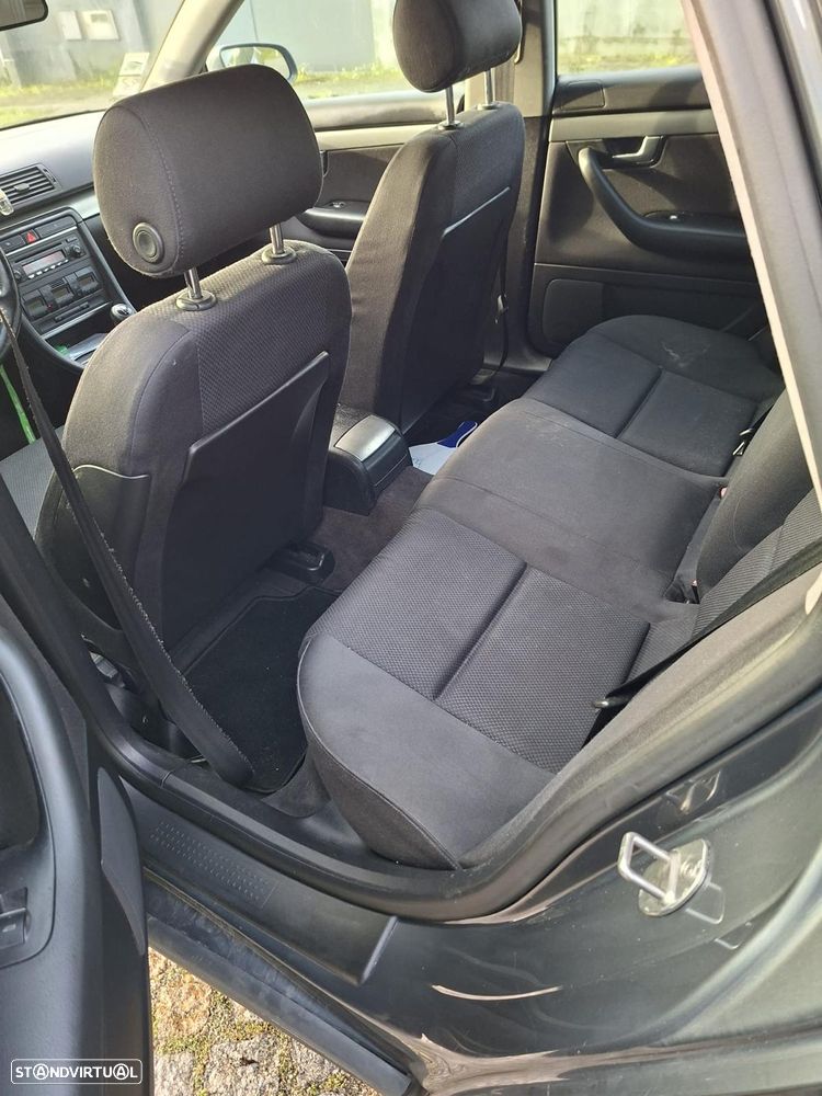 Audi A4 1.9 TDI m5 - 2