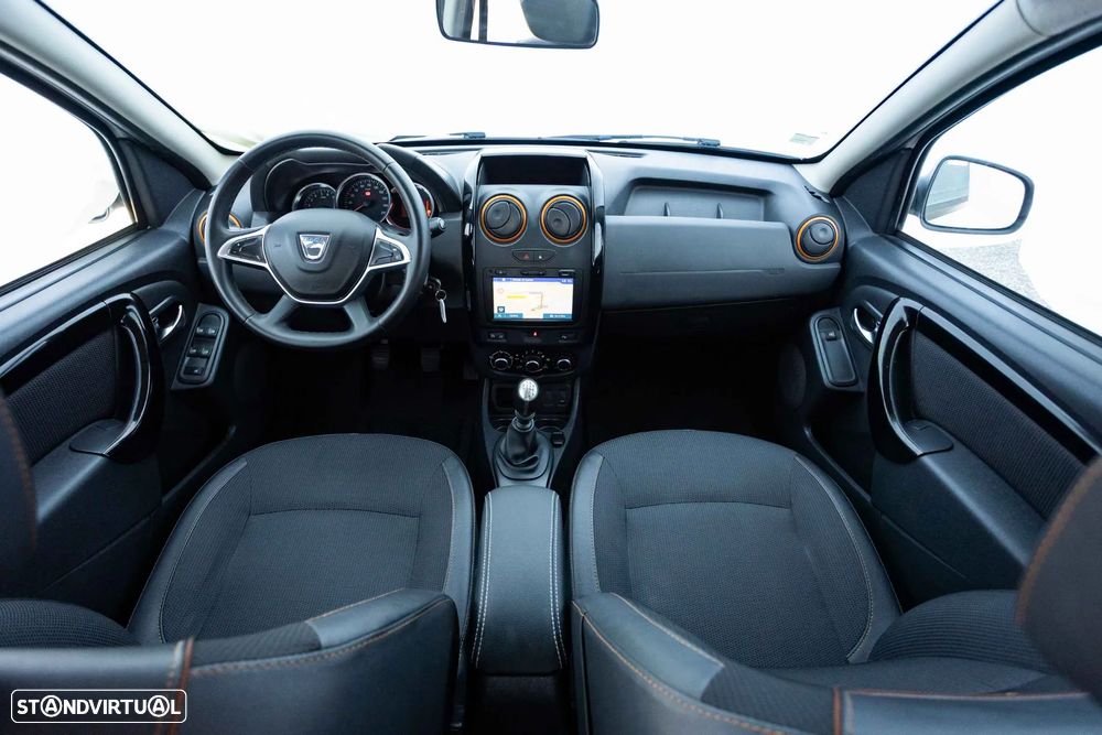 Dacia Duster 1.2 TCe SL Explorer - 33