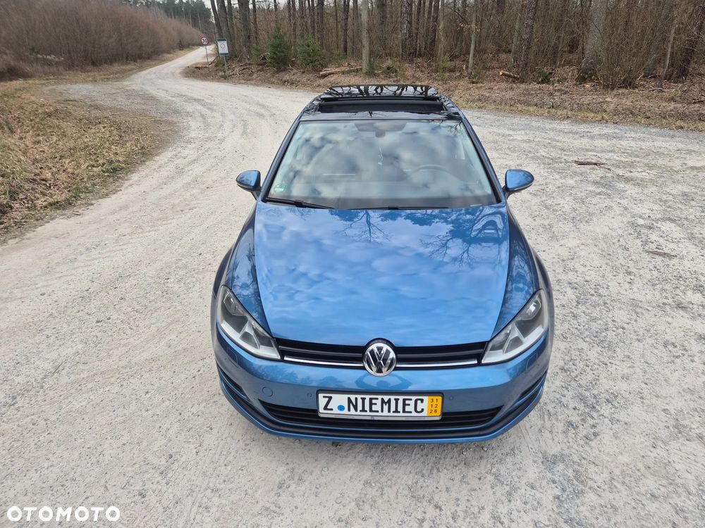 Volkswagen Golf - 10