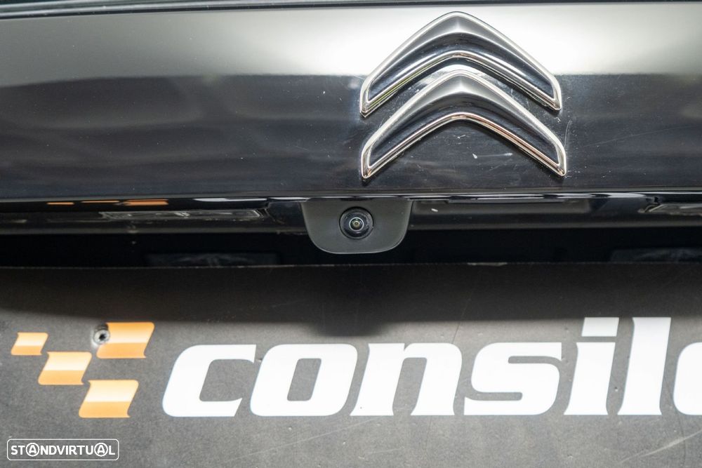 Citroën C4 1.2 PureTech Plus - 24