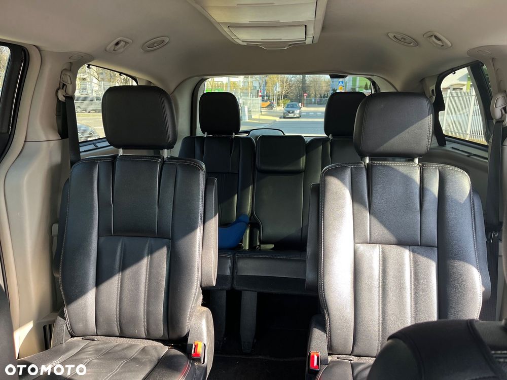 Chrysler Town & Country 3.6 Touring - 7