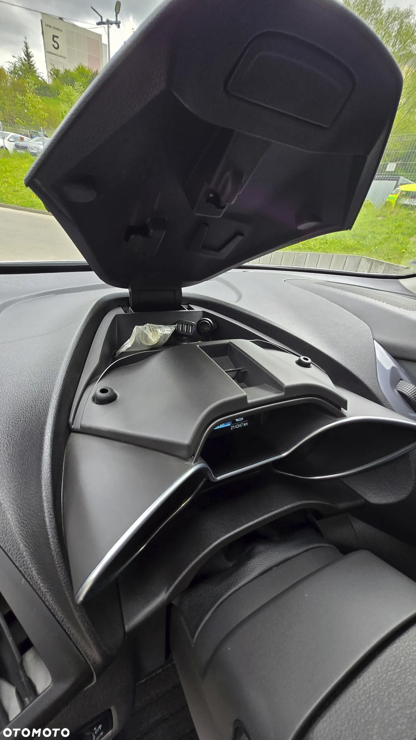 Ford Tourneo Connect Gr 1.5 TDCi Titanium PowerShift - 21