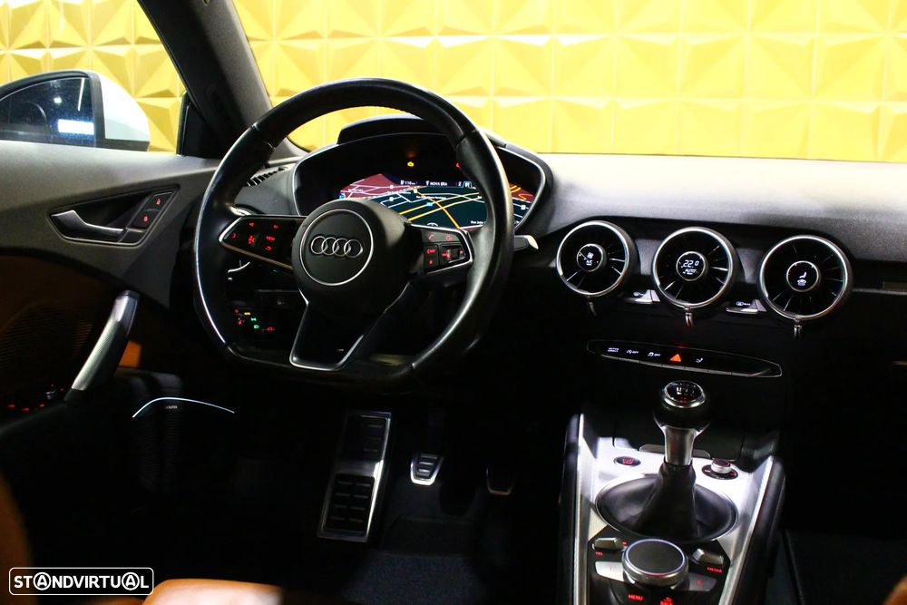 Audi TT Coupé 2.0 TDI S-line - 24