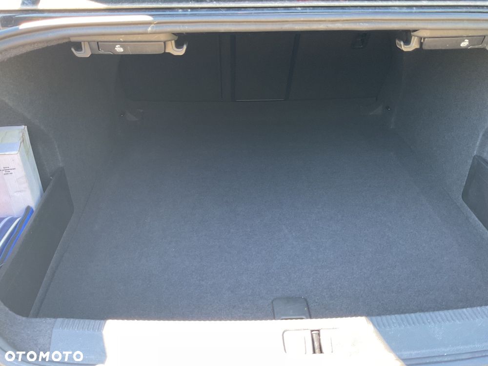 Volkswagen Passat 1.4 TSI Comfortline - 6