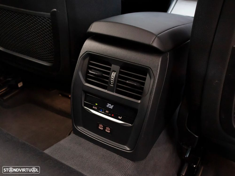 BMW 318 d Auto - 14