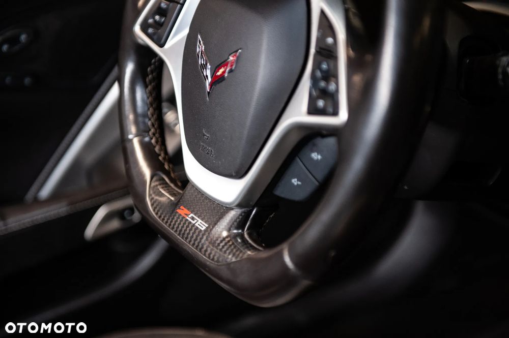 Chevrolet Corvette - 8