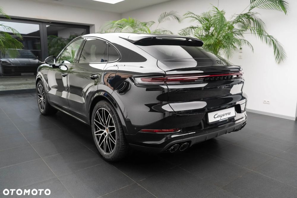 Porsche Cayenne E-Hybrid PHEV - 3