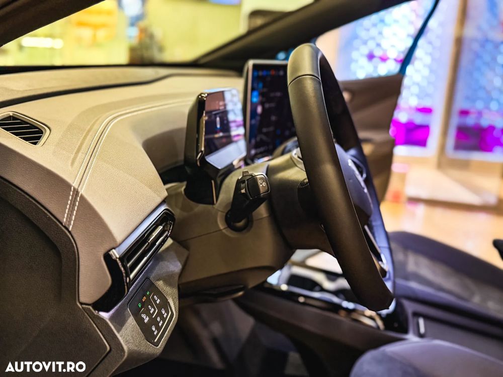 Volkswagen ID.4 77 kWh Pro - 17