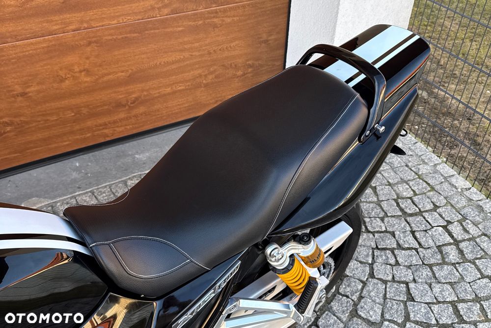 Yamaha XJR - 28