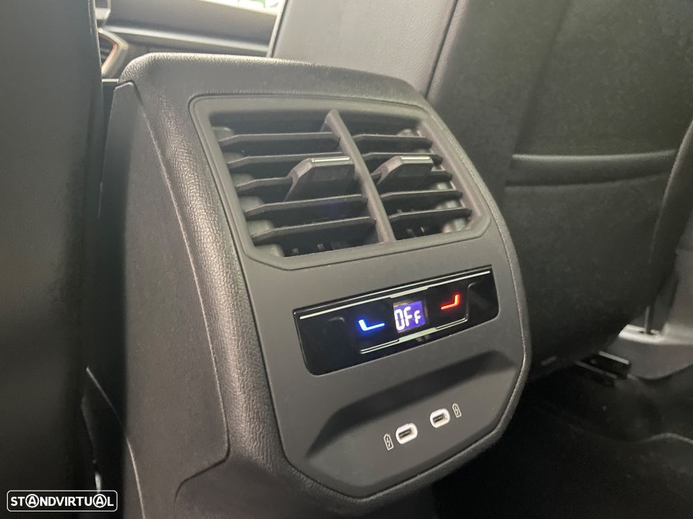 Cupra Formentor 1.4 e-Hybrid DSG Tribe Edition - 33
