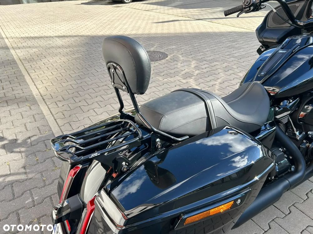 Harley-Davidson Touring Road Glide - 19