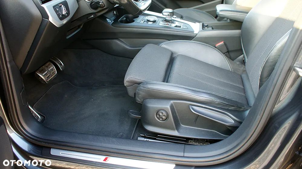 Audi A4 Avant 2.0 TDI S tronic - 17