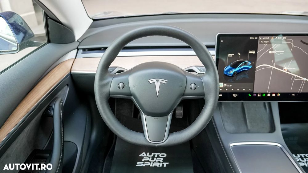 Tesla Model 3 Langstreckenbatterie Allradantrieb Dual Motor - 12