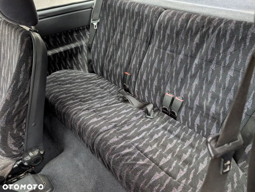 Ford Escort ver-1-6-16v-flair - 12