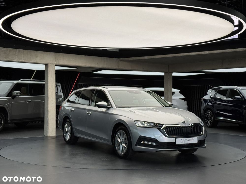 Skoda Octavia 2.0 TDI Ambition DSG - 8