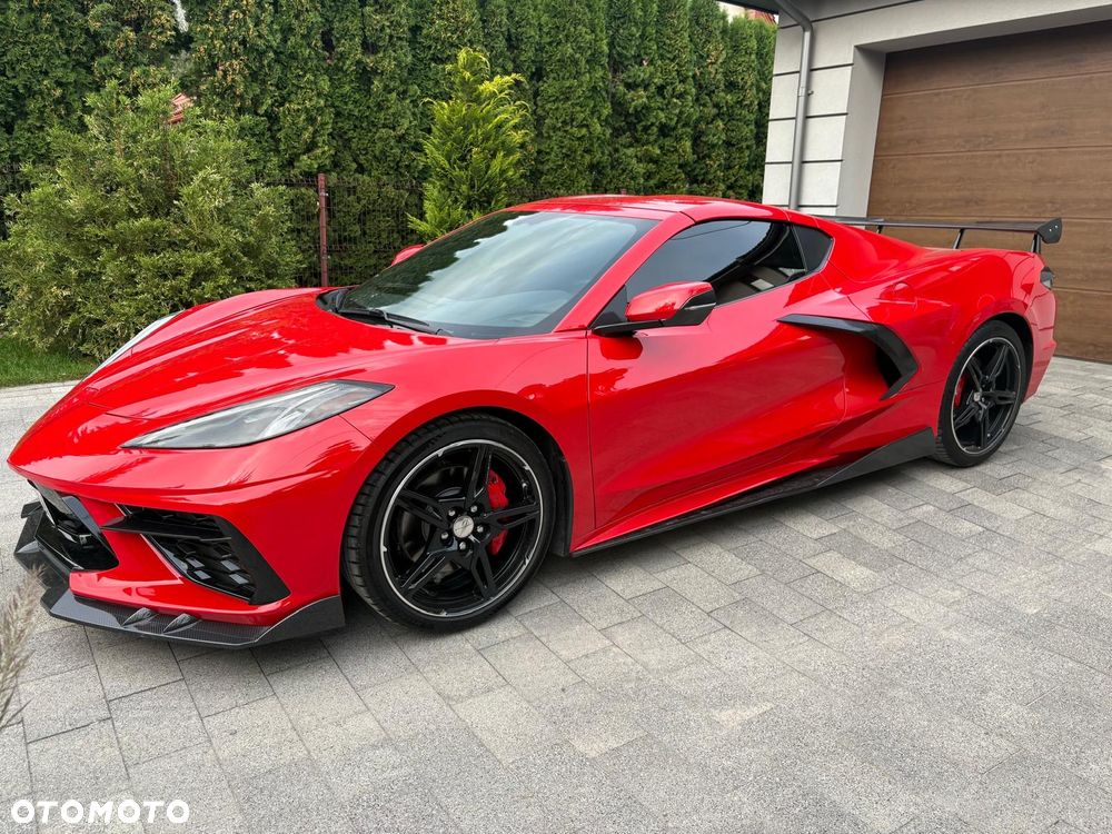 Chevrolet Corvette - 22