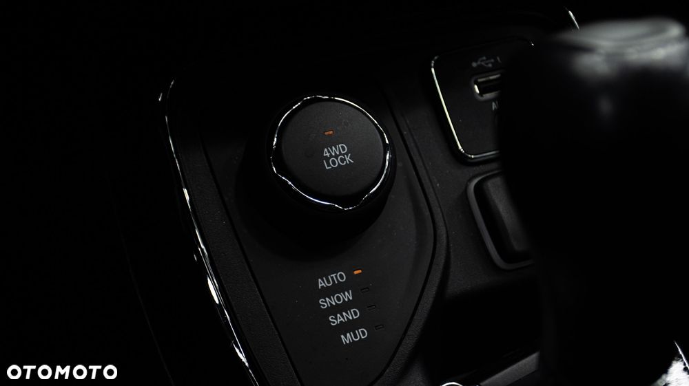 Jeep Compass 1.4 TMair Limited 4WD S&S - 23